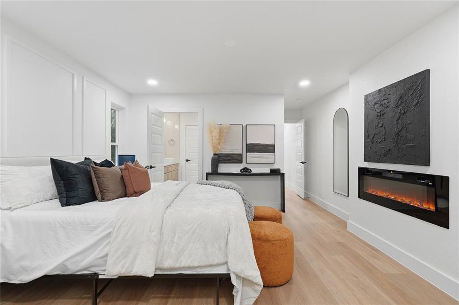 Furnished interior view inside a new home in , Dallas (Image 17).