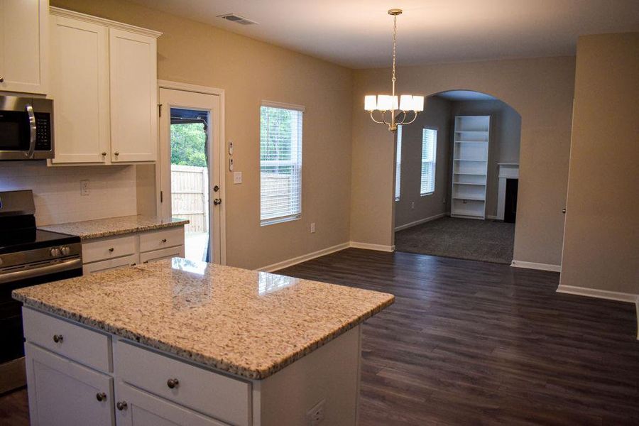 Furnished interior view inside a new home in , Dallas (Image 36). Furnished interior view inside a new home in , Dallas (Image 36).