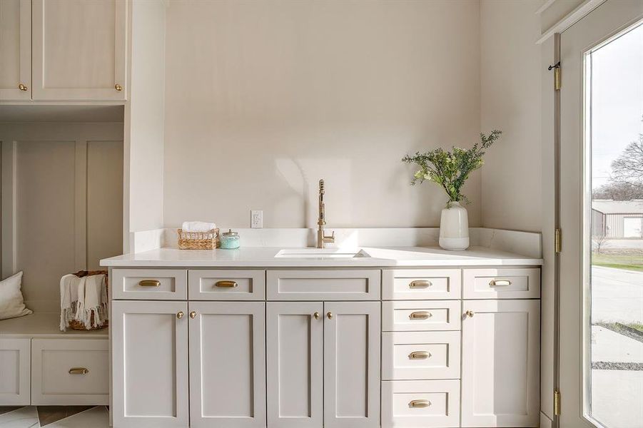 wittily room with large soaking sink wittily room with large soaking sink