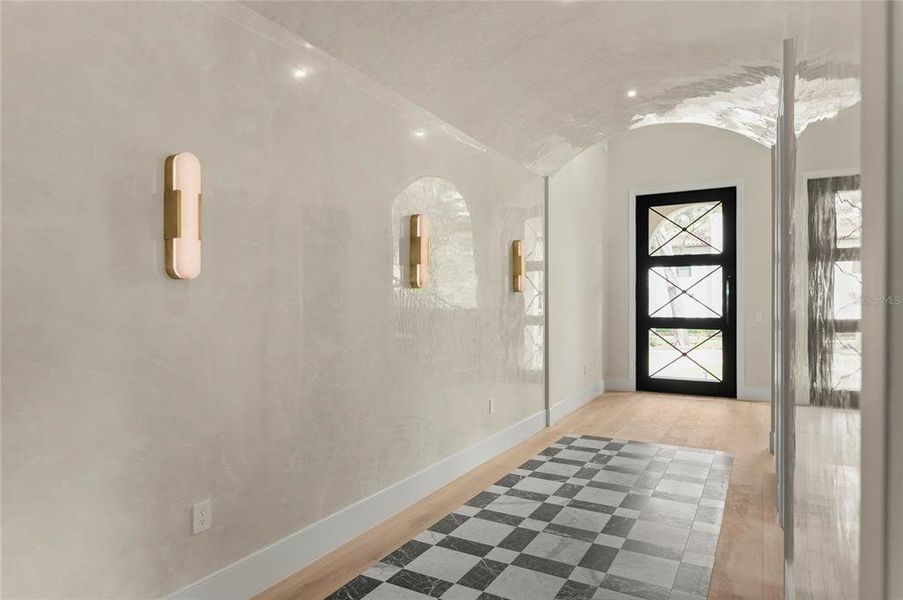 Spacious, unfurnished interior of a new home in , Winter Park (Image 21).