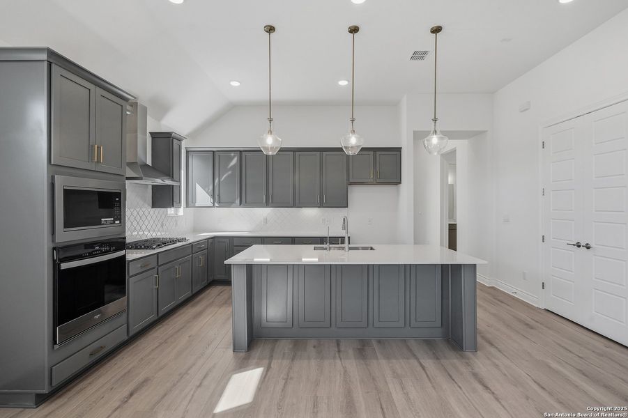 Furnished interior view inside a new home in Bison Ridge, San Antonio (Image 10). Furnished interior view inside a new home in Bison Ridge, San Antonio (Image 10).