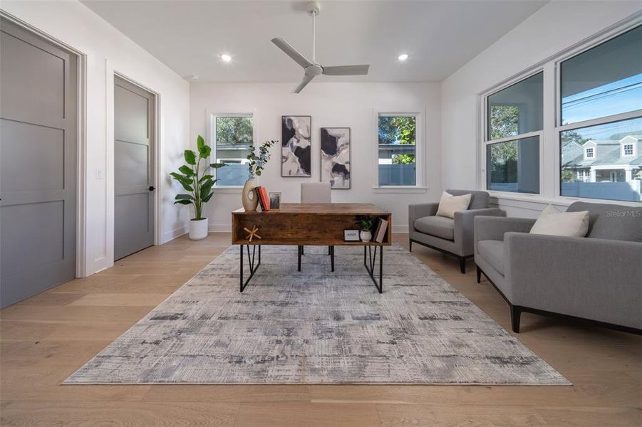 Furnished interior view inside a new home in , Orlando (Image 7).