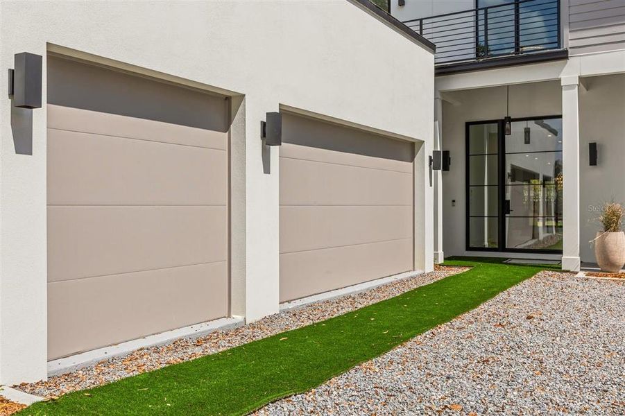 Exterior details and patio area of a home in , Winter Park (Image 3).