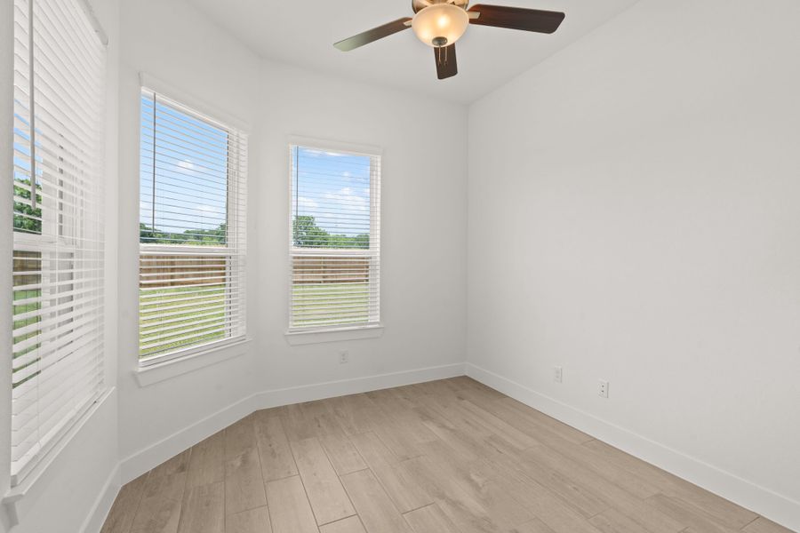 Spacious, unfurnished interior of a new home in Artavia, Conroe (Image 31).