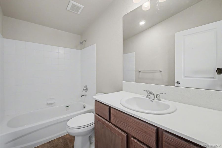 Furnished interior view inside a new home in , Calhan (Image 4).