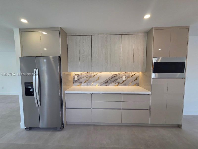 Furnished interior view inside a new home in , West Palm Beach (Image 8).