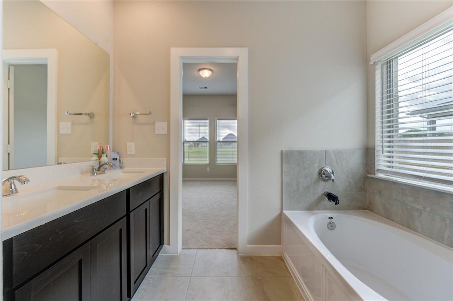 Furnished interior view inside a new home in Arabella on the Prairie, Richmond (Image 33).