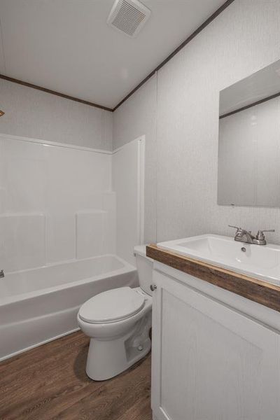 Image 36 of a home in .