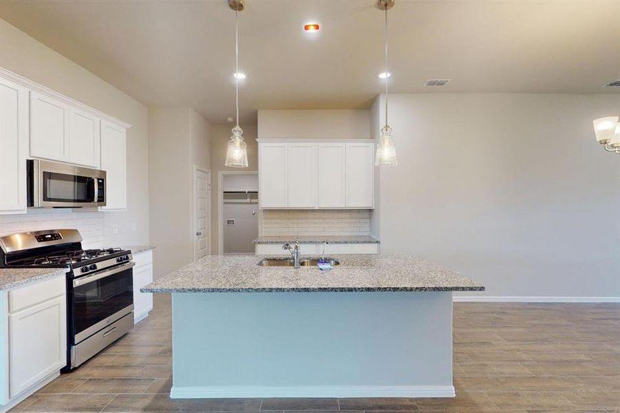 Furnished interior view inside a new home in Verandah, Royse City (Image 9).
