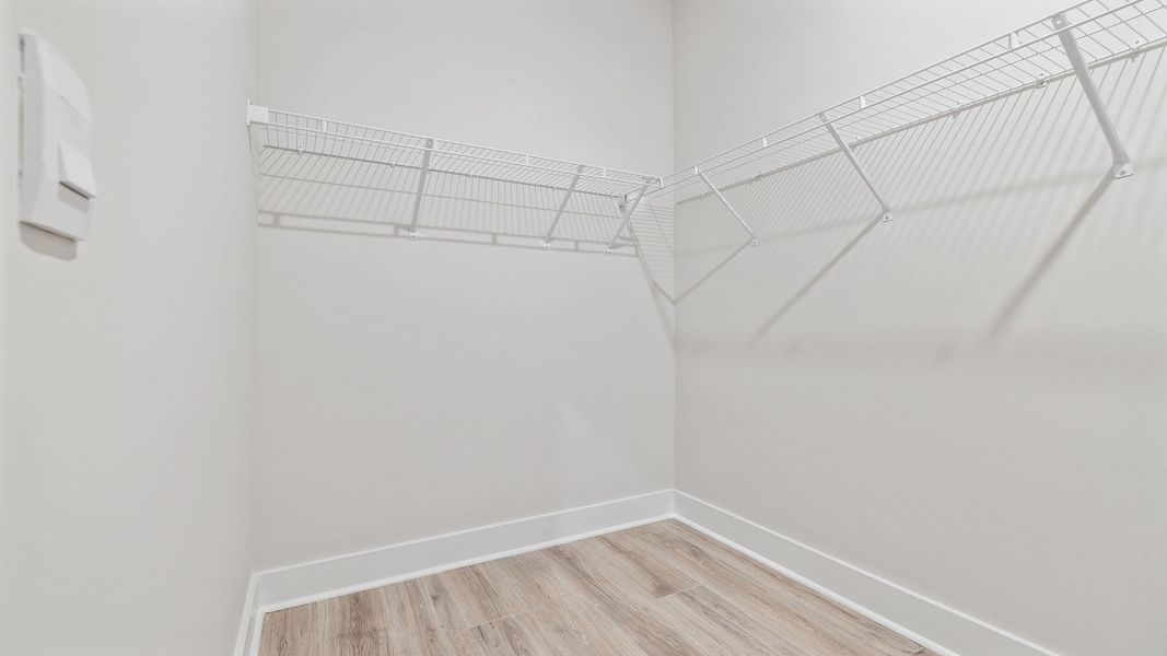 Spacious, unfurnished interior of a new home in Seven Oaks, Greenwood (Image 31).