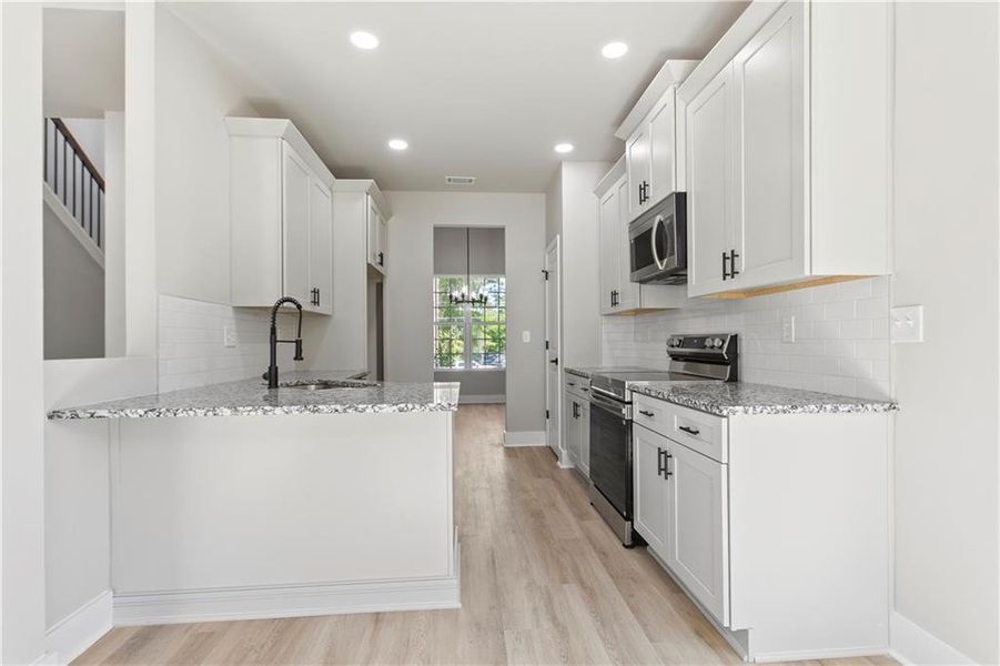 Furnished interior view inside a new home in , Conyers (Image 8).