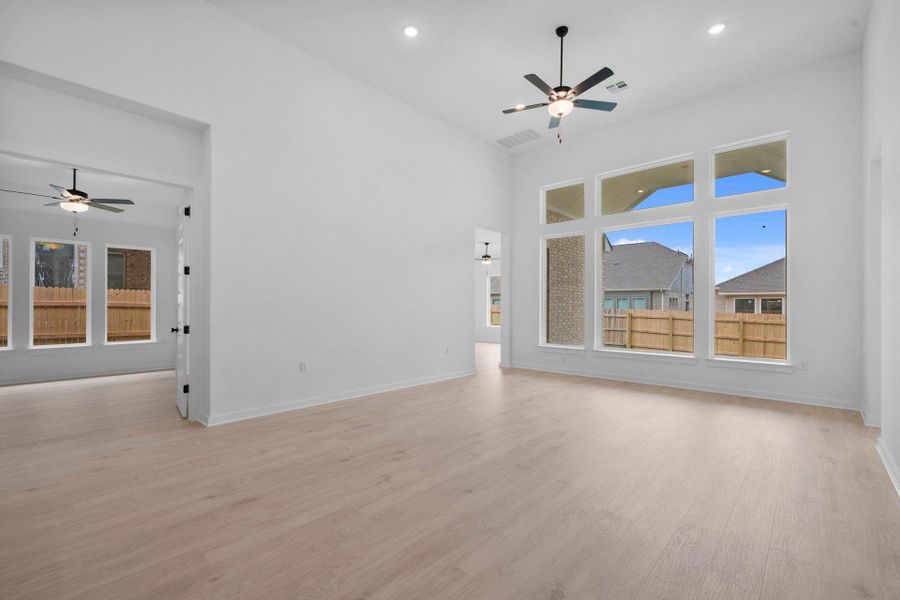 Spacious, unfurnished interior of a new home in The Grove at Blackhawk, Pflugerville (Image 16).