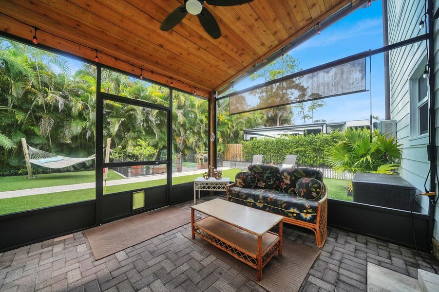 screened in porch screened in porch
