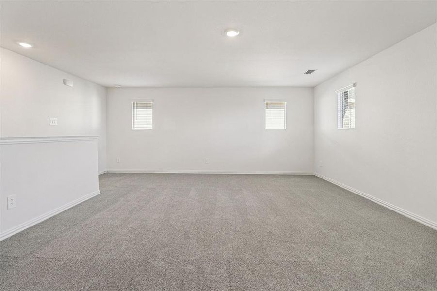 Spacious, unfurnished interior of a new home in River Ridge, Crandall (Image 38). Spacious, unfurnished interior of a new home in River Ridge, Crandall (Image 38).