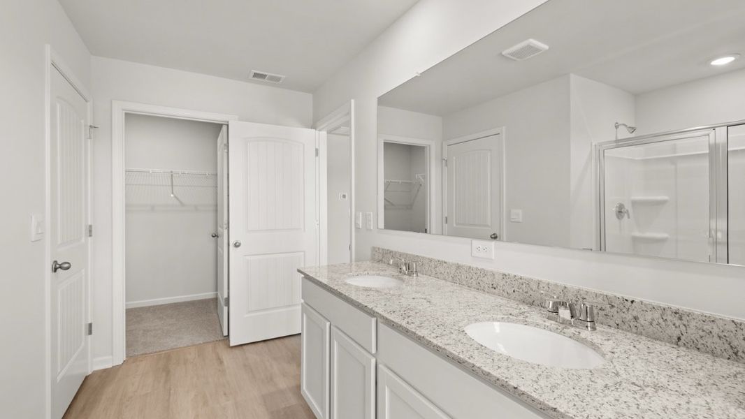 Representative furnished interior of a home built from the Hayden by D.R. Horton in Oconee Overlook, Gainesville (Image 13).