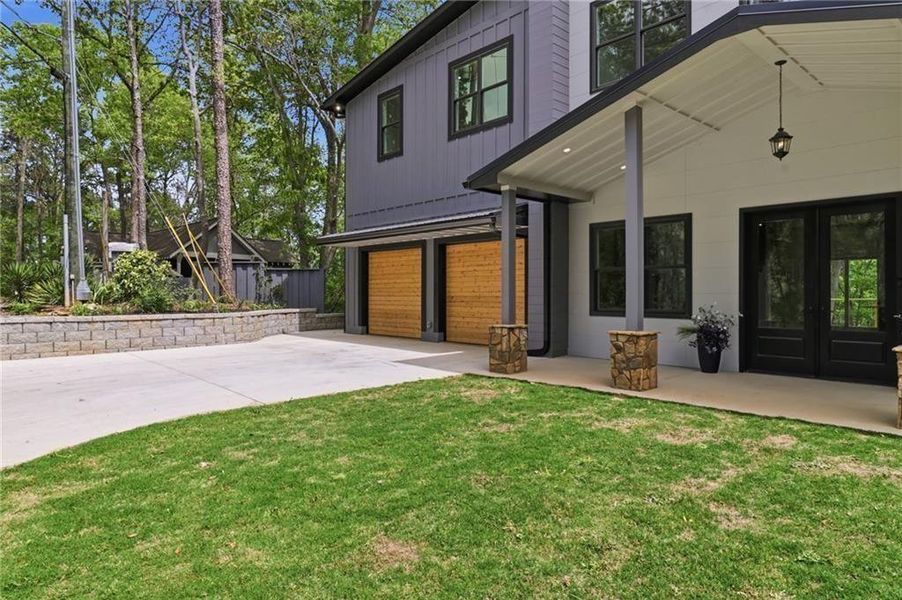 Exterior details and patio area of a home in , Acworth (Image 34).