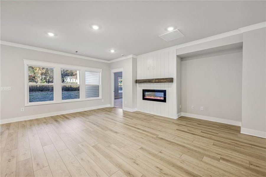 Spacious, unfurnished interior of a new home in Ponderosa Farms Estates, Gainesville (Image 35).