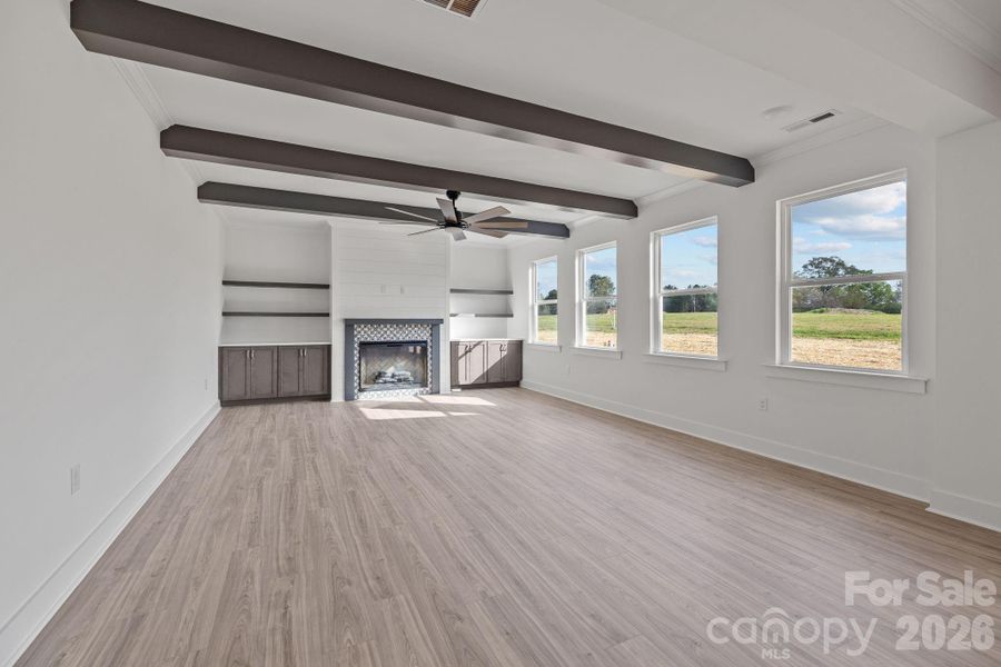 Spacious, unfurnished interior of a new home in , Monroe (Image 19).