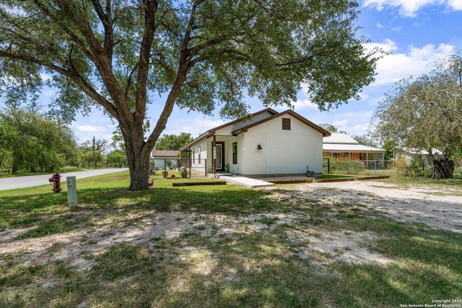 Image 43 of a home in . Image 43 of a home in .