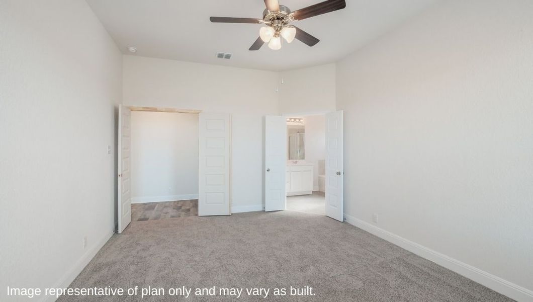 Representative unfurnished interior of a home built from the The Driftwood by D.R. Horton in Steele Creek, Cibolo (Image 20).