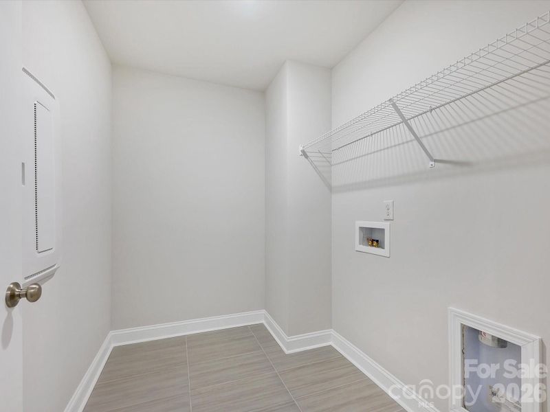 Spacious, unfurnished interior of a new home in North Creek Village, Huntersville (Image 27).