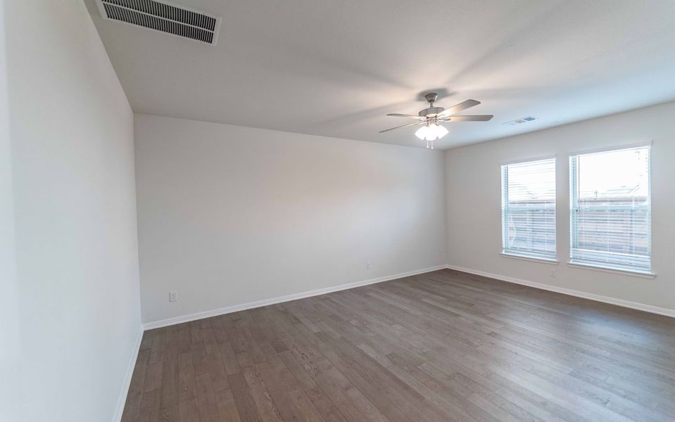 Spacious, unfurnished interior of a new home in Solterra, Mesquite (Image 15). Spacious, unfurnished interior of a new home in Solterra, Mesquite (Image 15).