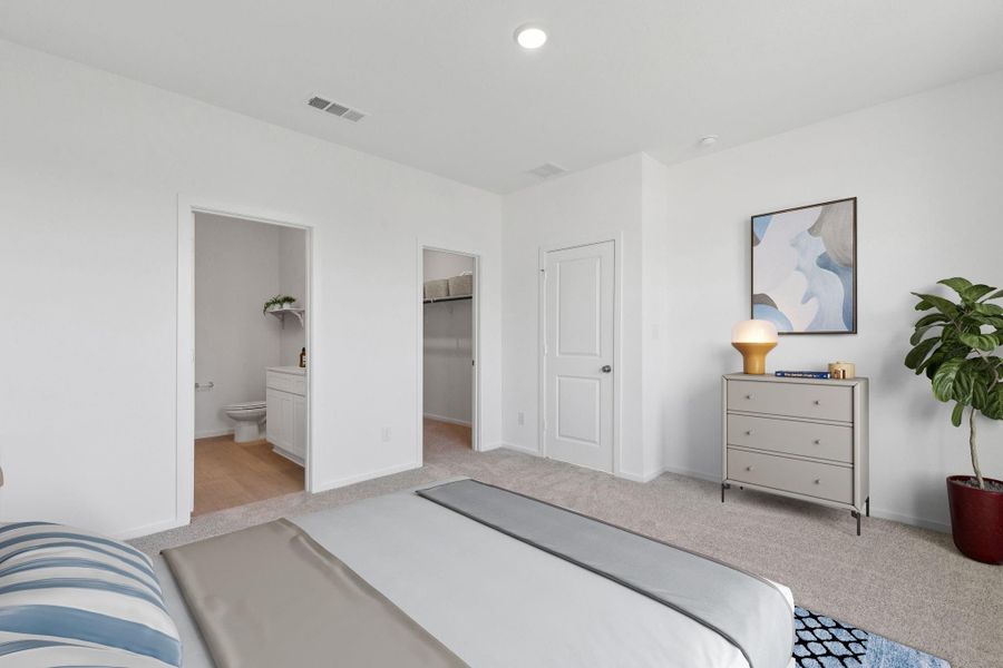 Furnished interior view inside a new home in Montgomery Bend, Montgomery (Image 7).