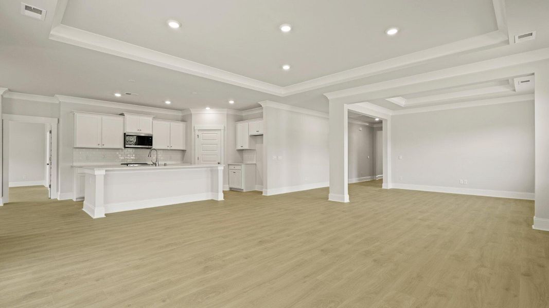 Spacious, unfurnished interior of a new home in Berkeley Bay, Ridgeville (Image 46).