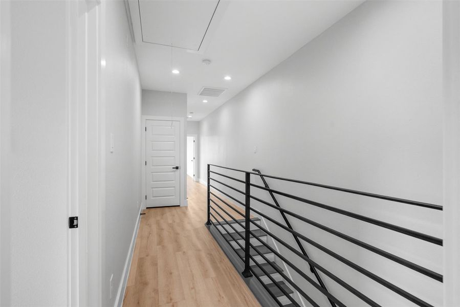 Image 5 of a home in . Image 5 of a home in .