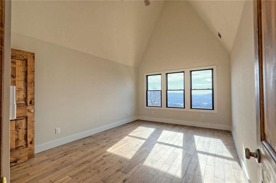 Spacious, unfurnished interior of a new home in , Clayton (Image 84).