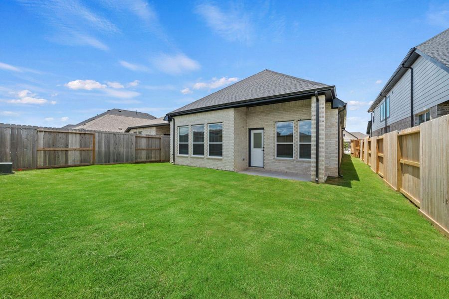 Photos are REPRESENTATIVE of the home /floor plan and are NOT of the actual home.  Selections, features, and room options may vary.