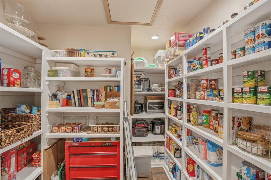 Close-up of interior finishes inside a home in , Weatherford (Image 16).