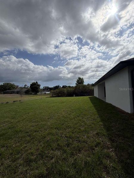 Exterior details and patio area of a home in , North Port (Image 3).
