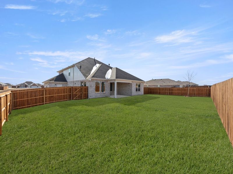 Exterior details and patio area of a home in Waverly Estates, Josephine (Image 18).