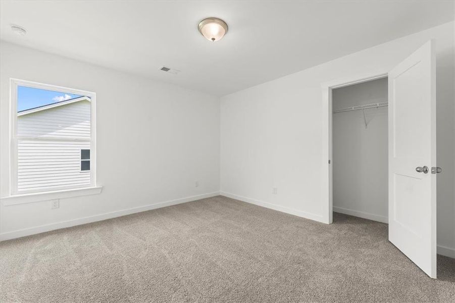 Spacious, unfurnished interior of a new home in Ellington Farms, Statham (Image 30).