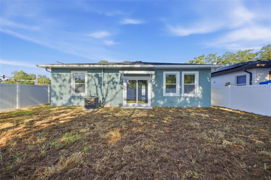 Exterior details and patio area of a home in , Tampa (Image 23).