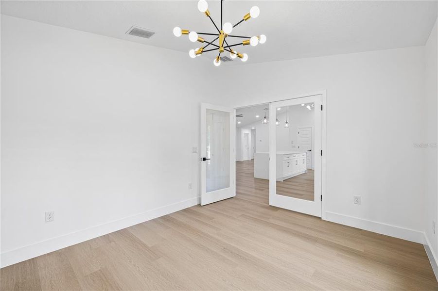 Spacious, unfurnished interior of a new home in , Dunnellon (Image 47).