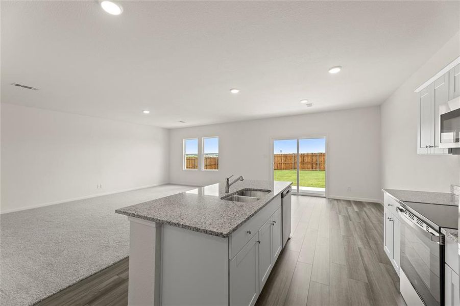 10. 5909 Sahara - Kitchen (4) 10. 5909 Sahara - Kitchen (4)