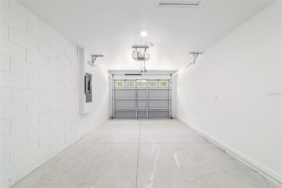 Image 40 of a home in .