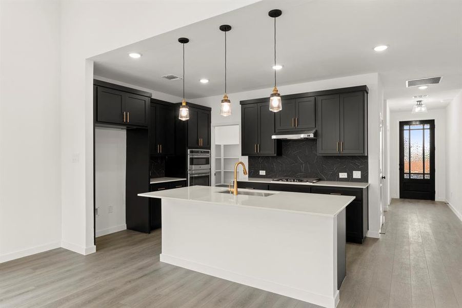 08. 3217 Agnew - Kitchen (2)
