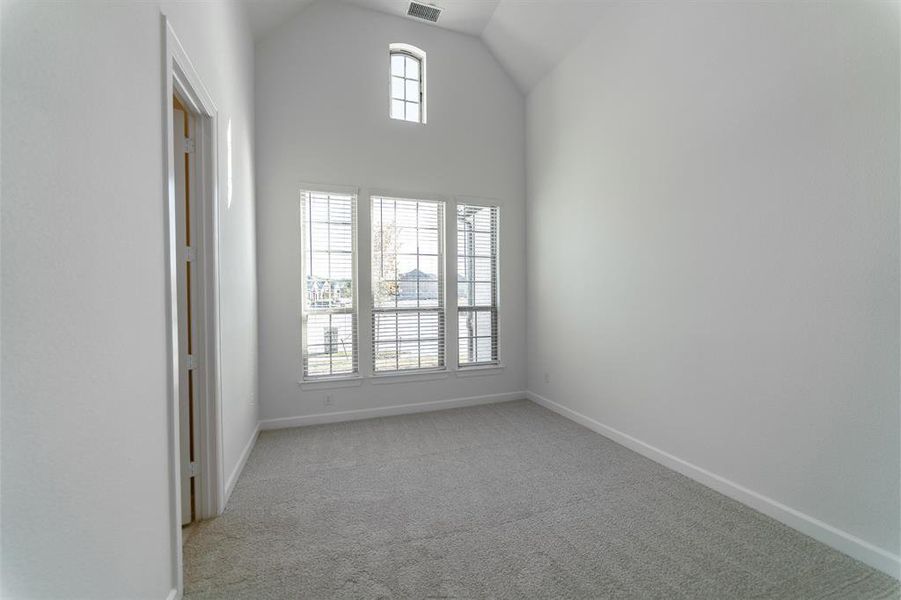 Spacious, unfurnished interior of a new home in Heath Golf & Yacht Club, Heath (Image 22). Spacious, unfurnished interior of a new home in Heath Golf & Yacht Club, Heath (Image 22).