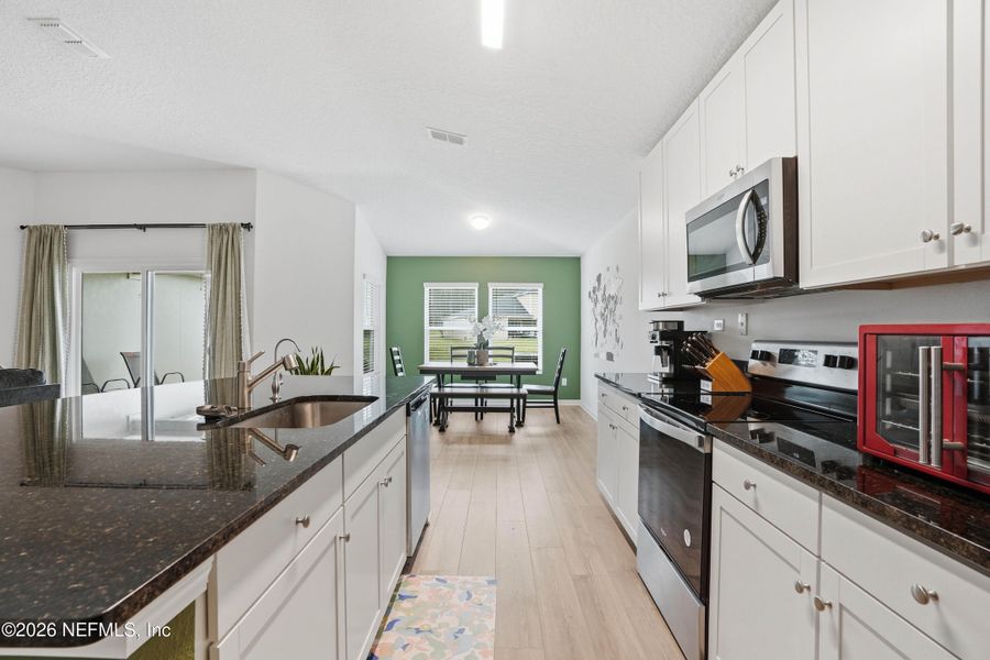 Furnished interior view inside a new home in , Jacksonville (Image 9).