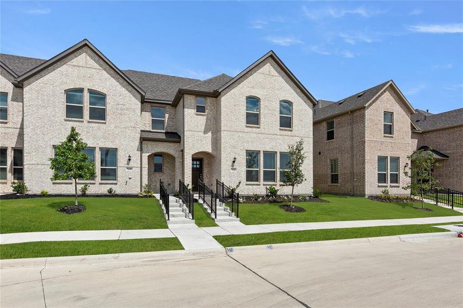 02. 5426 Runnel - Front (2)