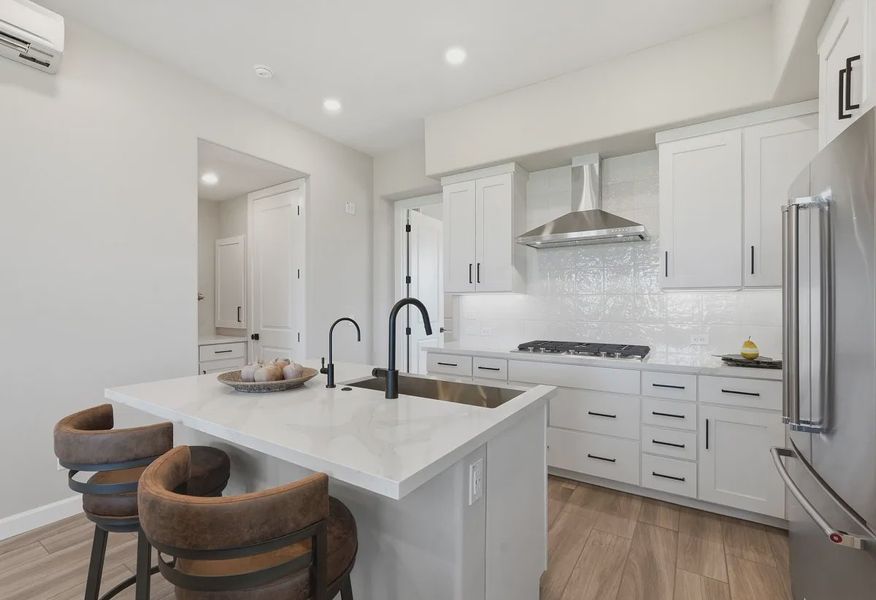 Encanterra Ascent HS 2531 Kitchen - 3 of 13 Encanterra Ascent HS 2531 Kitchen - 3 of 13
