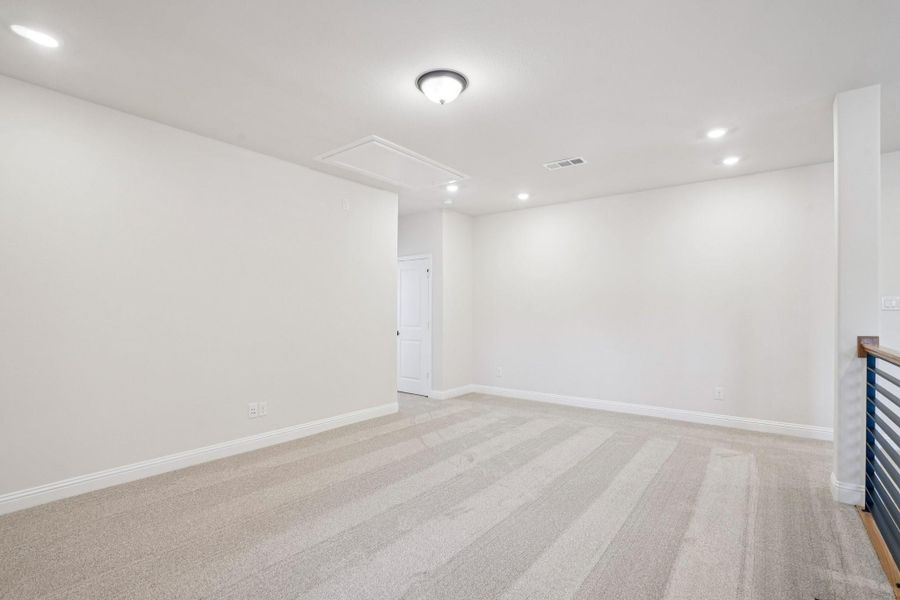 Spacious, unfurnished interior of a new home in , Missouri City (Image 27). Spacious, unfurnished interior of a new home in , Missouri City (Image 27).