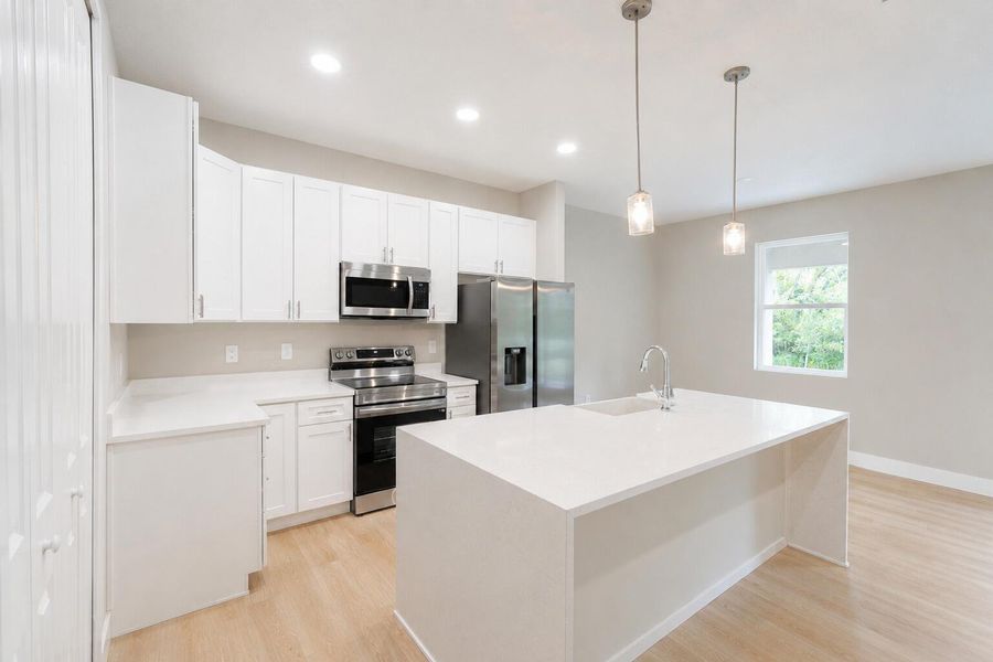 8 - Kitchen