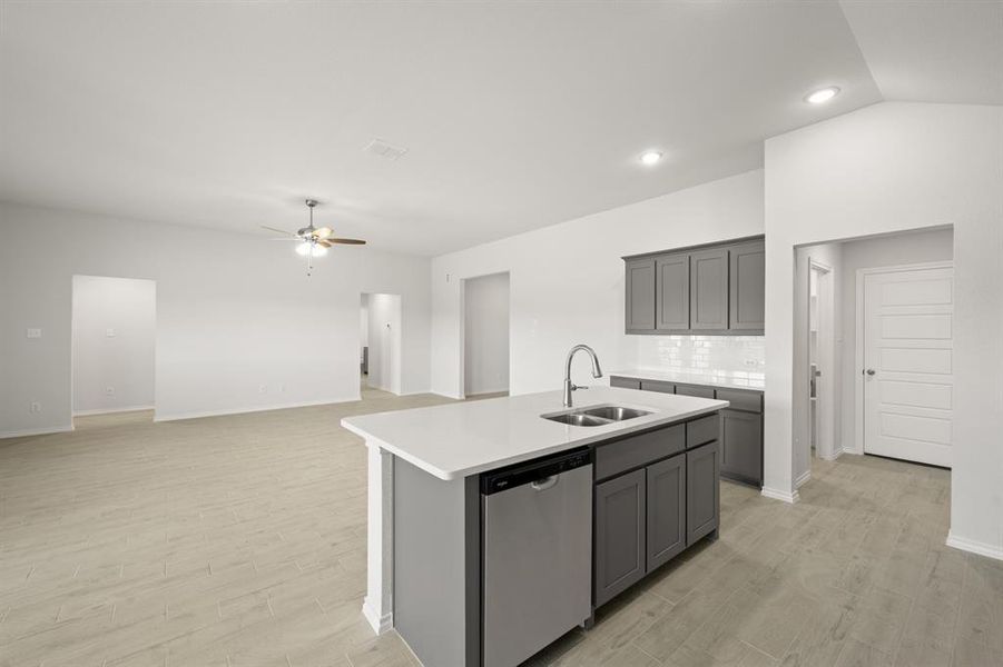 1184 Oak Springs- Kitchen-5