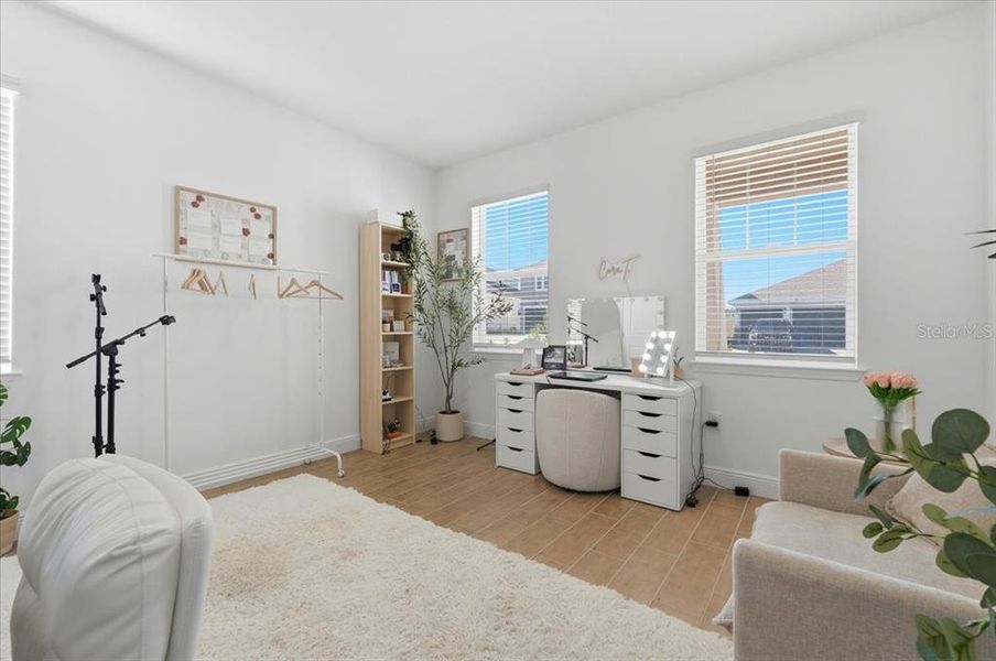 Furnished interior view inside a new home in Hills of Minneola, Minneola (Image 50).