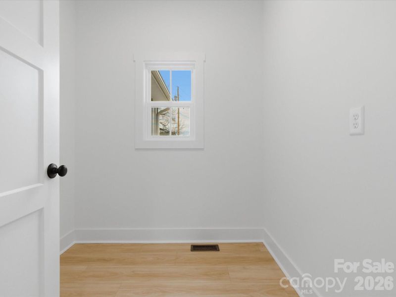 Spacious, unfurnished interior of a new home in , Bessemer City (Image 27).