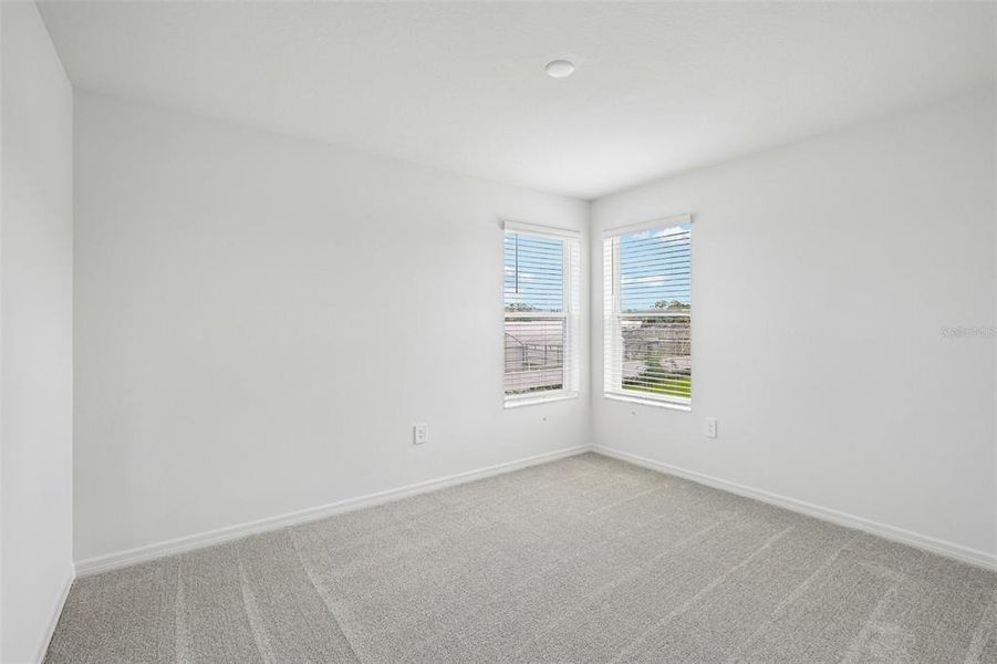 Spacious, unfurnished interior of a new home in Southpointe, Palmetto (Image 23).
